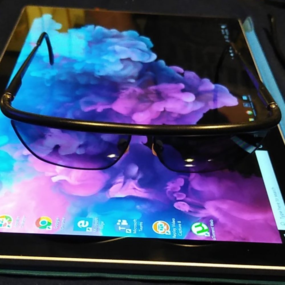 Sunglasses - Picture 5 of 5